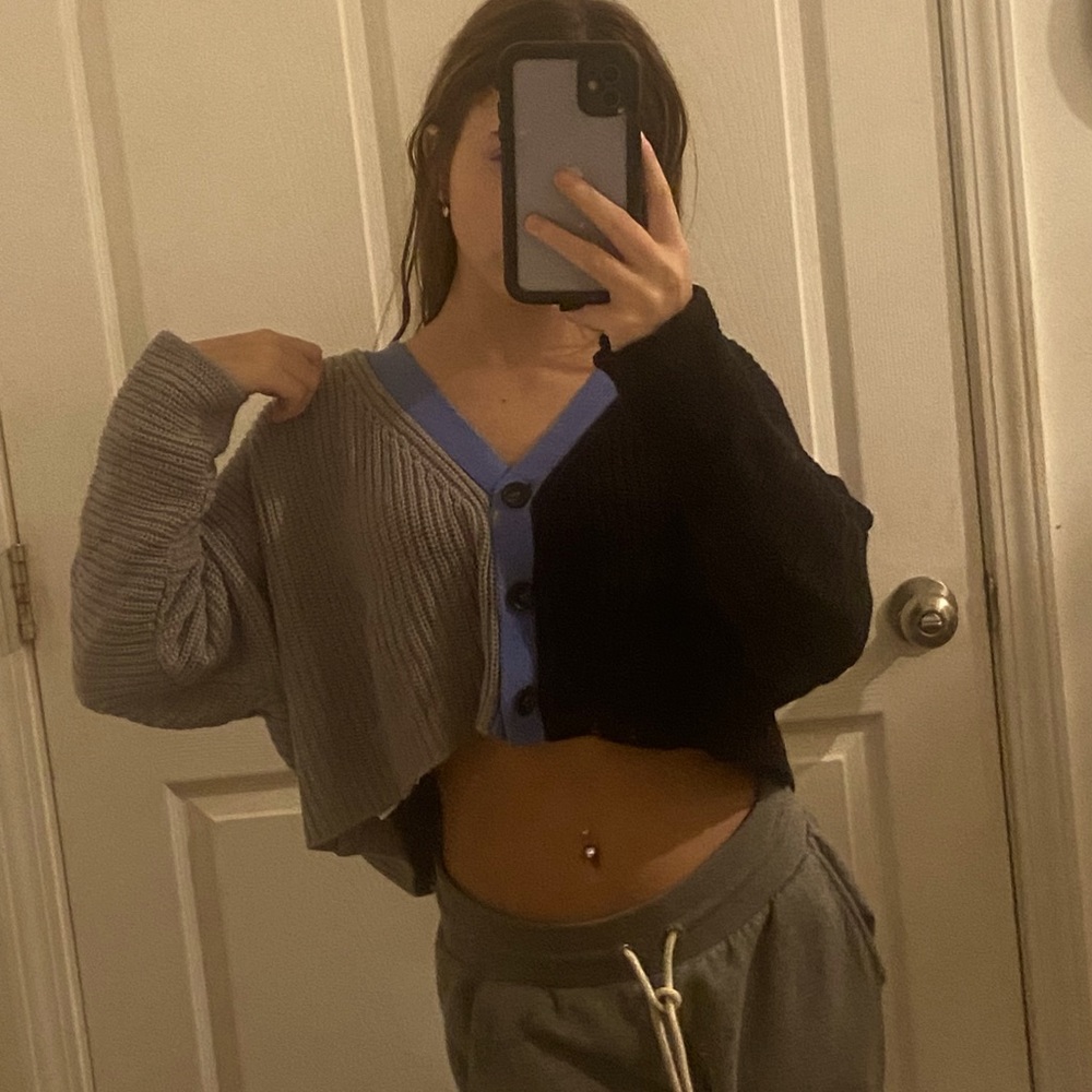 Forever 21 multi color sweater